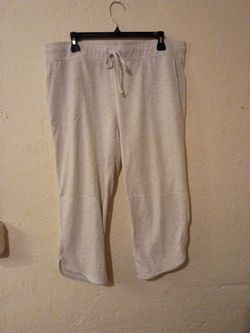 Light Gray Cropped Sweatpants with Drawstring