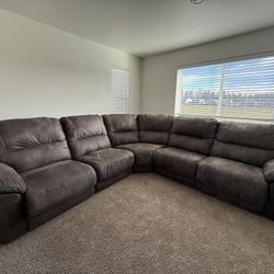 Ashley Power Reclining Sectional 