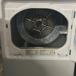 Gas Dryer in excelente working condition