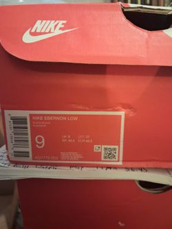 Brand new never worn Nike Ebernon low black on black