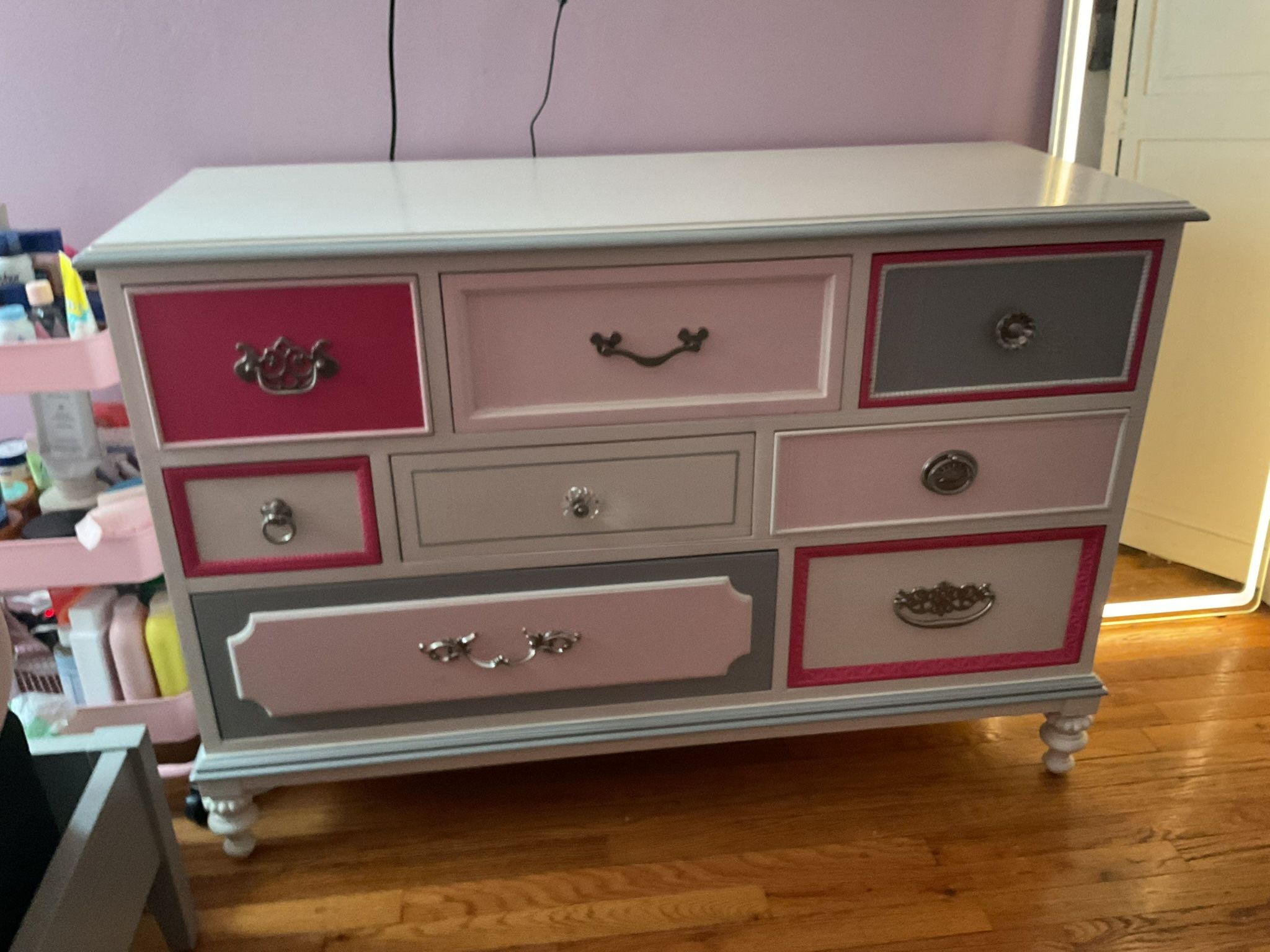 Ethan Allen DISNEY Collection Alice in Wonderland Dresser