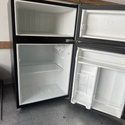 Small Refrigerator