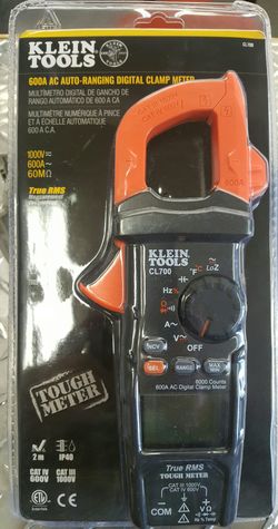 Klein Tools CL700 600A AC Clamp Meter Brand New