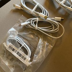 iPhone 15  Charger Wires