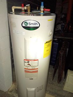 AO Smith Water Heater 50 Gallon $100
