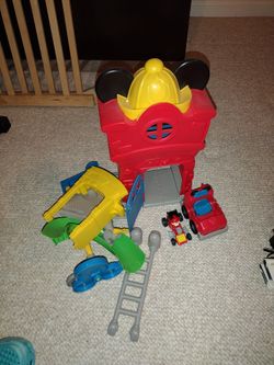 Disney
Disney Mickey Mouse Clubhouse - Mickey's Funny Firehouse