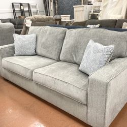 New 85” Sofa  🔥🔥 TAKE IT HOME