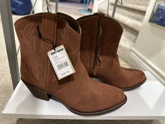 Ariat Women Boots