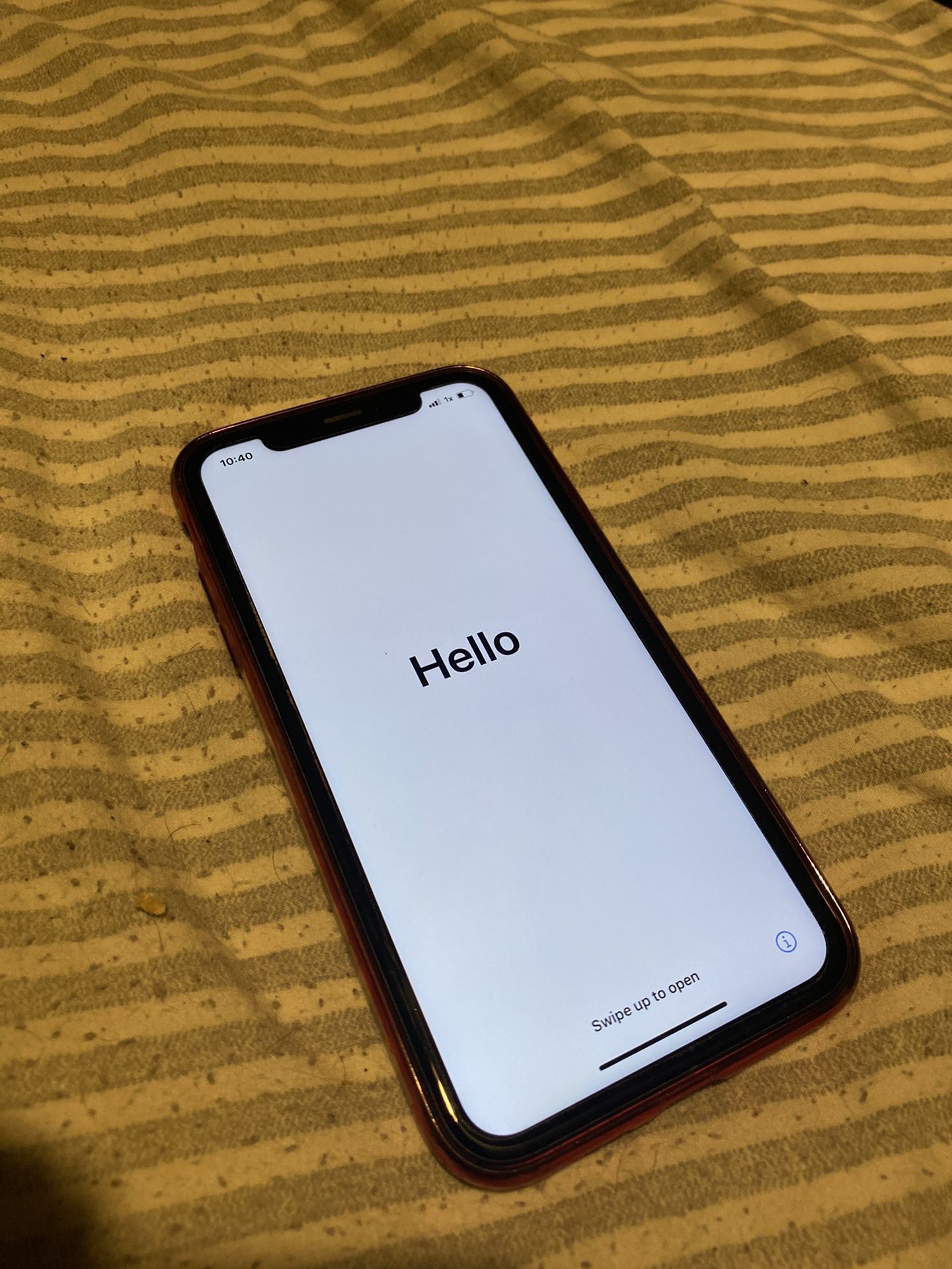 iPhone XR Verizon unlocked 64gb