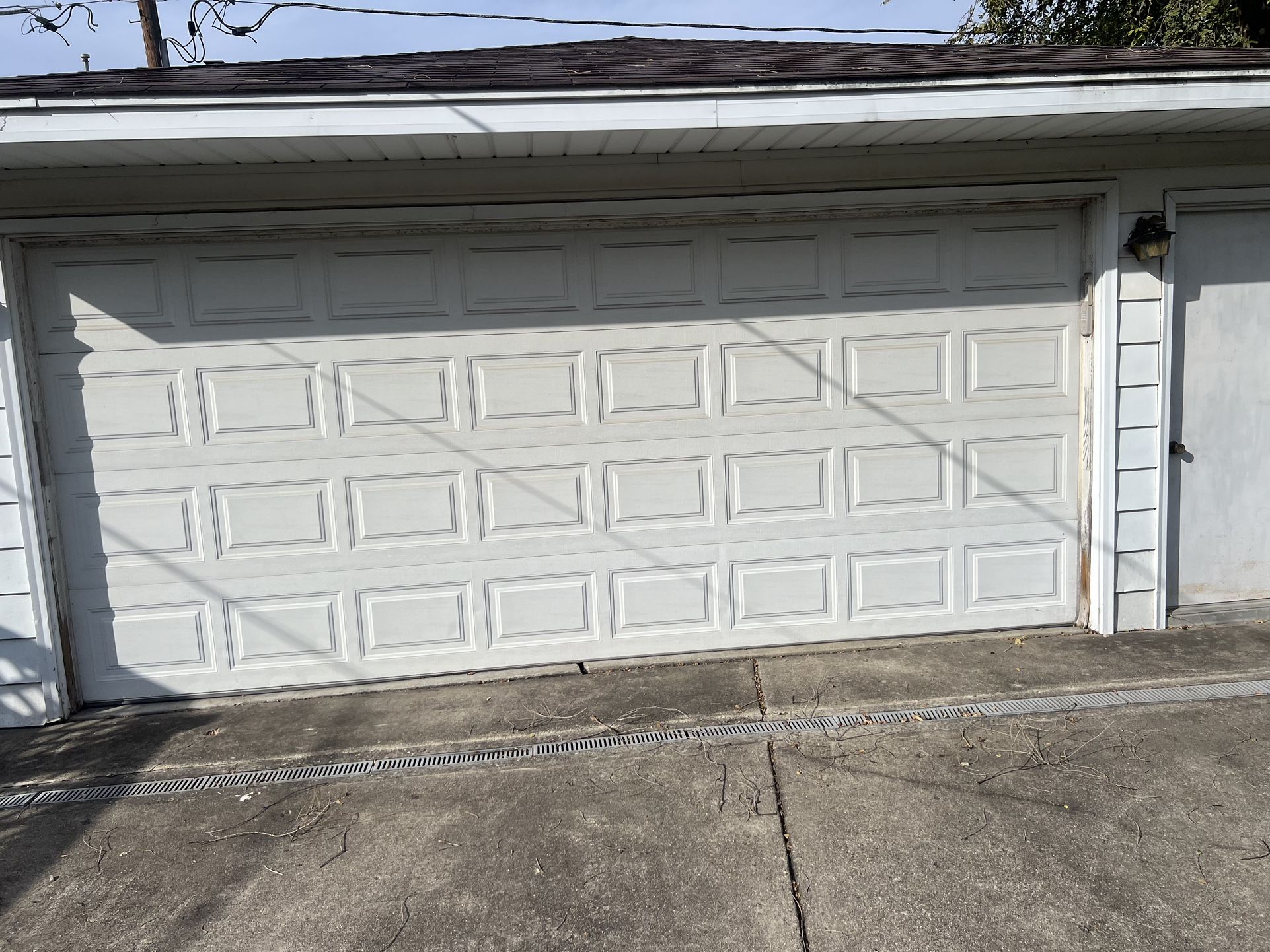 Insulated garage Door And MOTOR