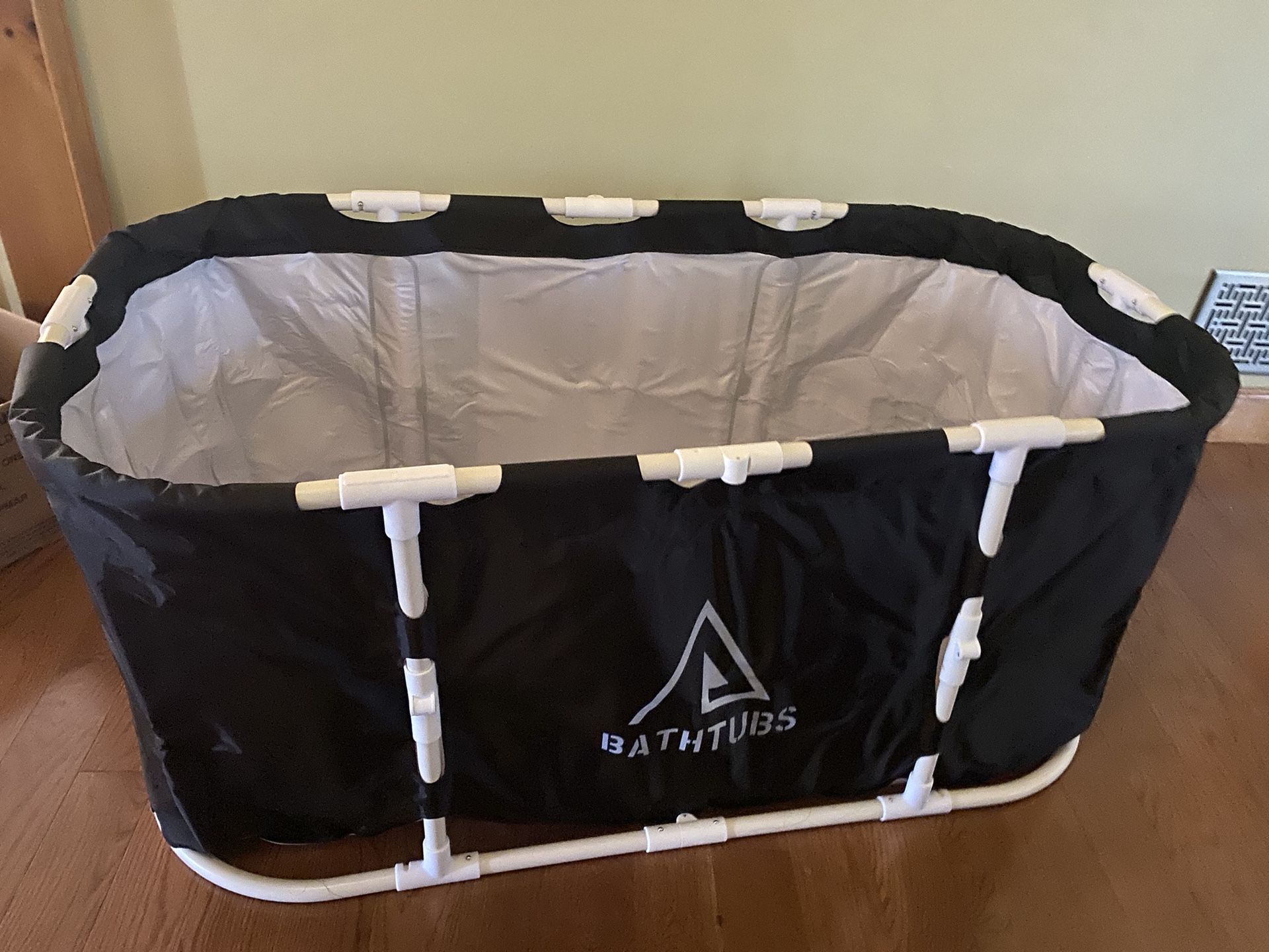 Foldable bathtub soaking stand bathtub for shower or outdoor adult spa bathtub Effective temperature control