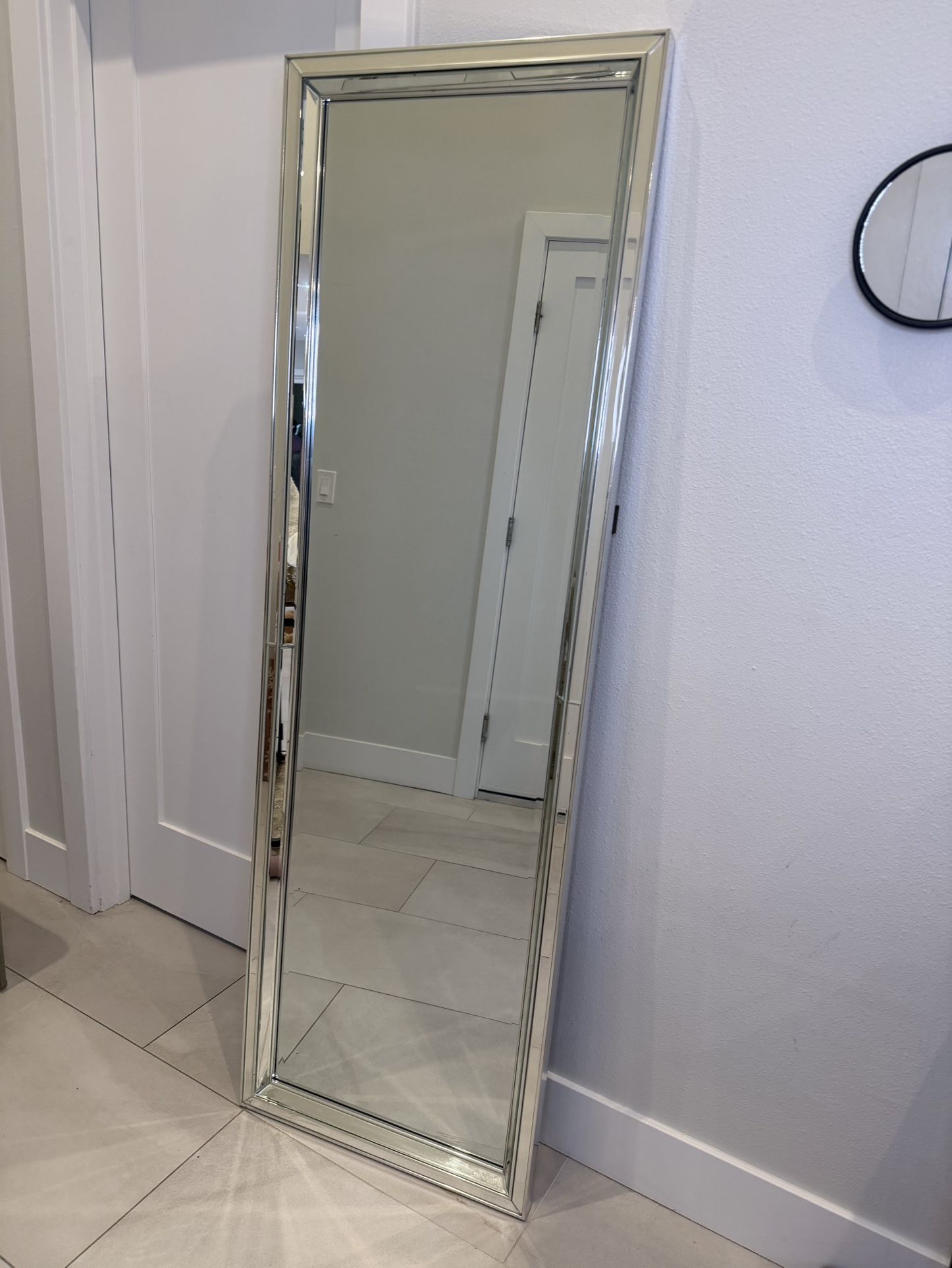 Full-Length Modern Chrome Beveled Mirror – Sleek, Tall & Stylish