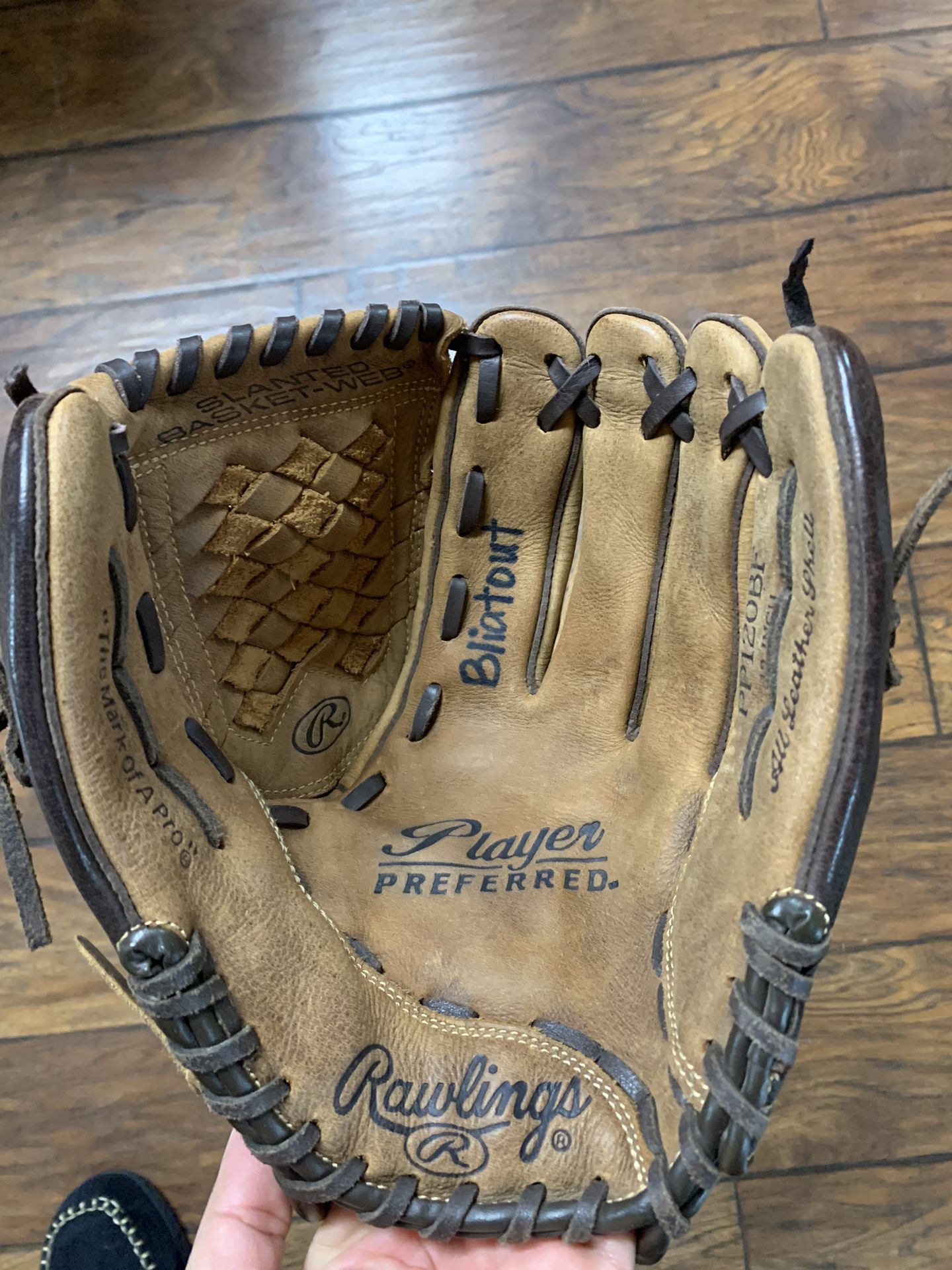 Rawlings Baseball Softball Glove 12” 