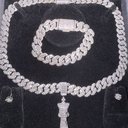 Moissanite Cuban Chain With Earrings And Bracelet 