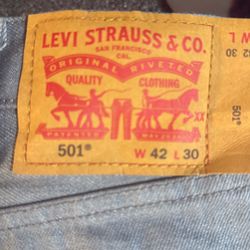 Levi’s Pants 501 W42