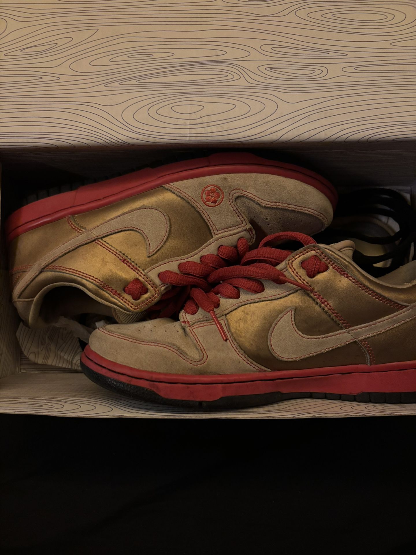 Money Cat low Nike SB Sz 6.5