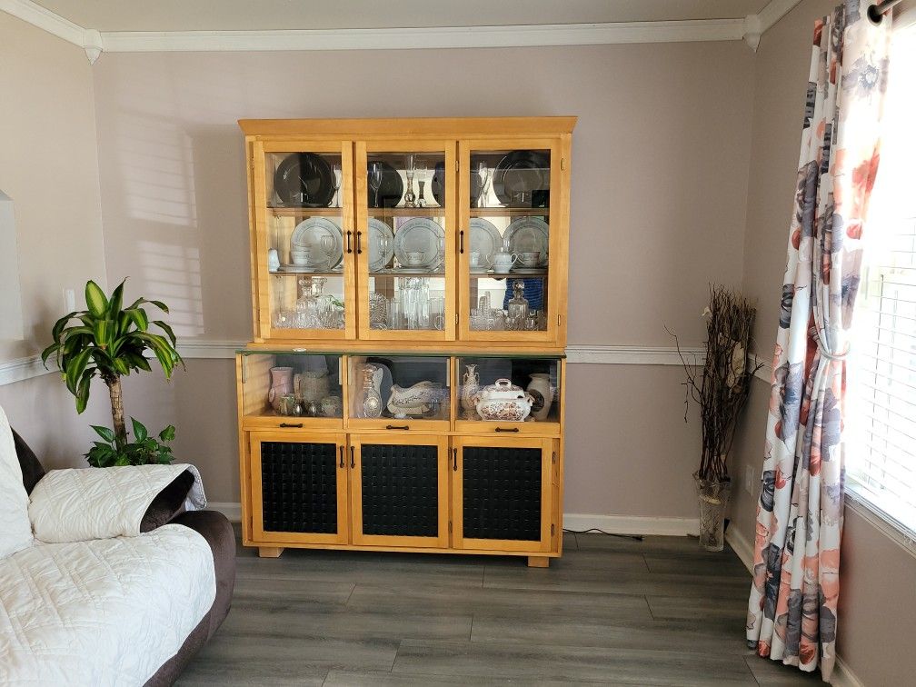 Solid Oak China Cabinet 