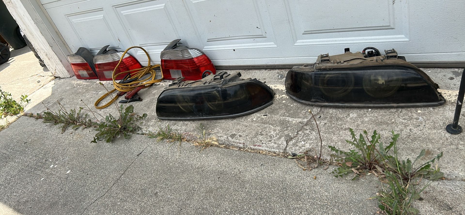 BMW 5 Series Headlights And Tail Lights And Part Out