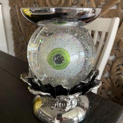 2022 Bath And Body Works Halloween Eyeball 3 Wick Candle Holder