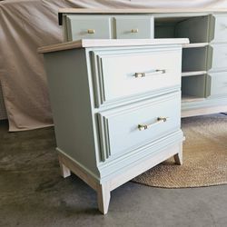 Beautiful Dresser Nightstand Bedroom Set