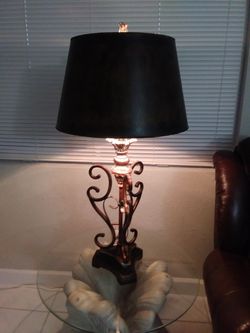 Table lamp