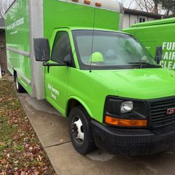 2006 Box trucks For Sale 2005 Cargo Van For Sale 2000s s10’s For Sale