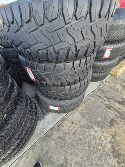 Used Toyo Open Country R/T Set
