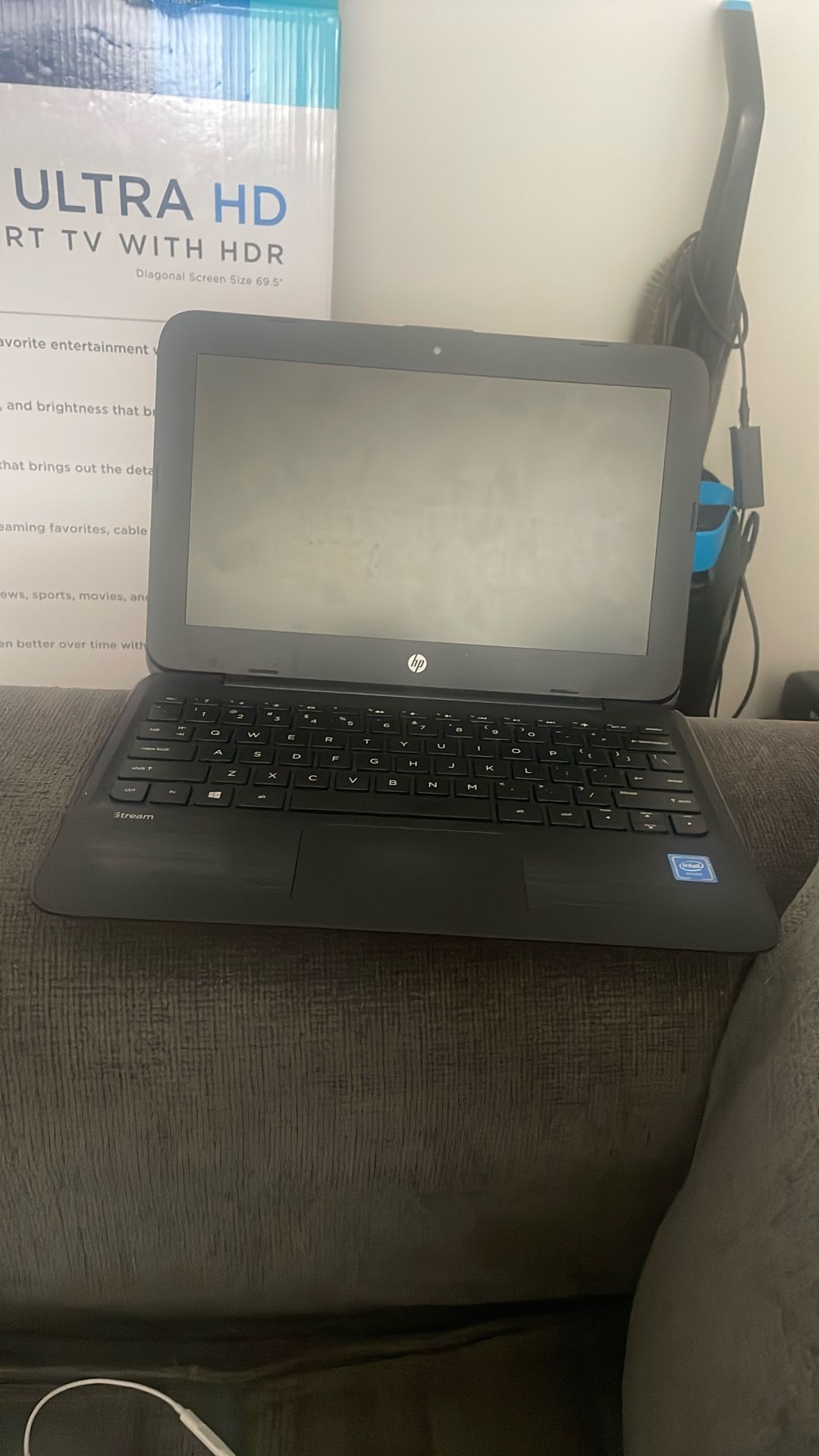 HP LAPTOP 