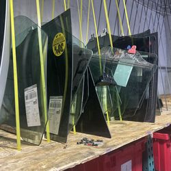 FORD F150 REAR GLASS/WINDOW