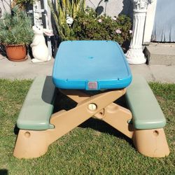 Kids Picnic Table 