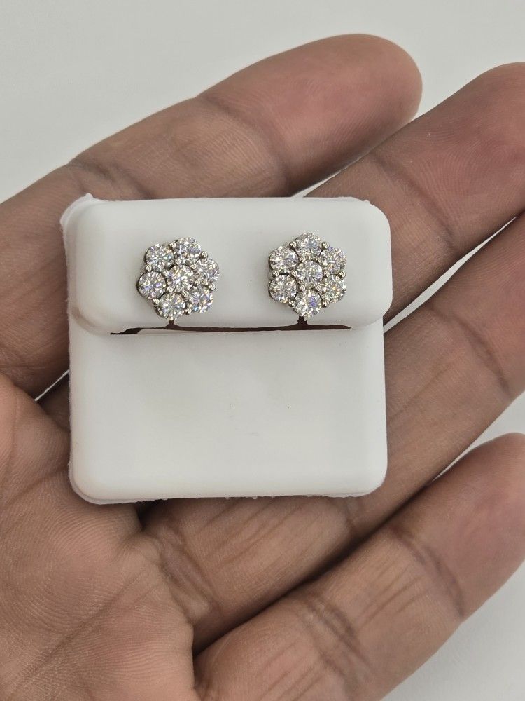 925 Sterling Silver Moissanite Diamond Stud Earring 