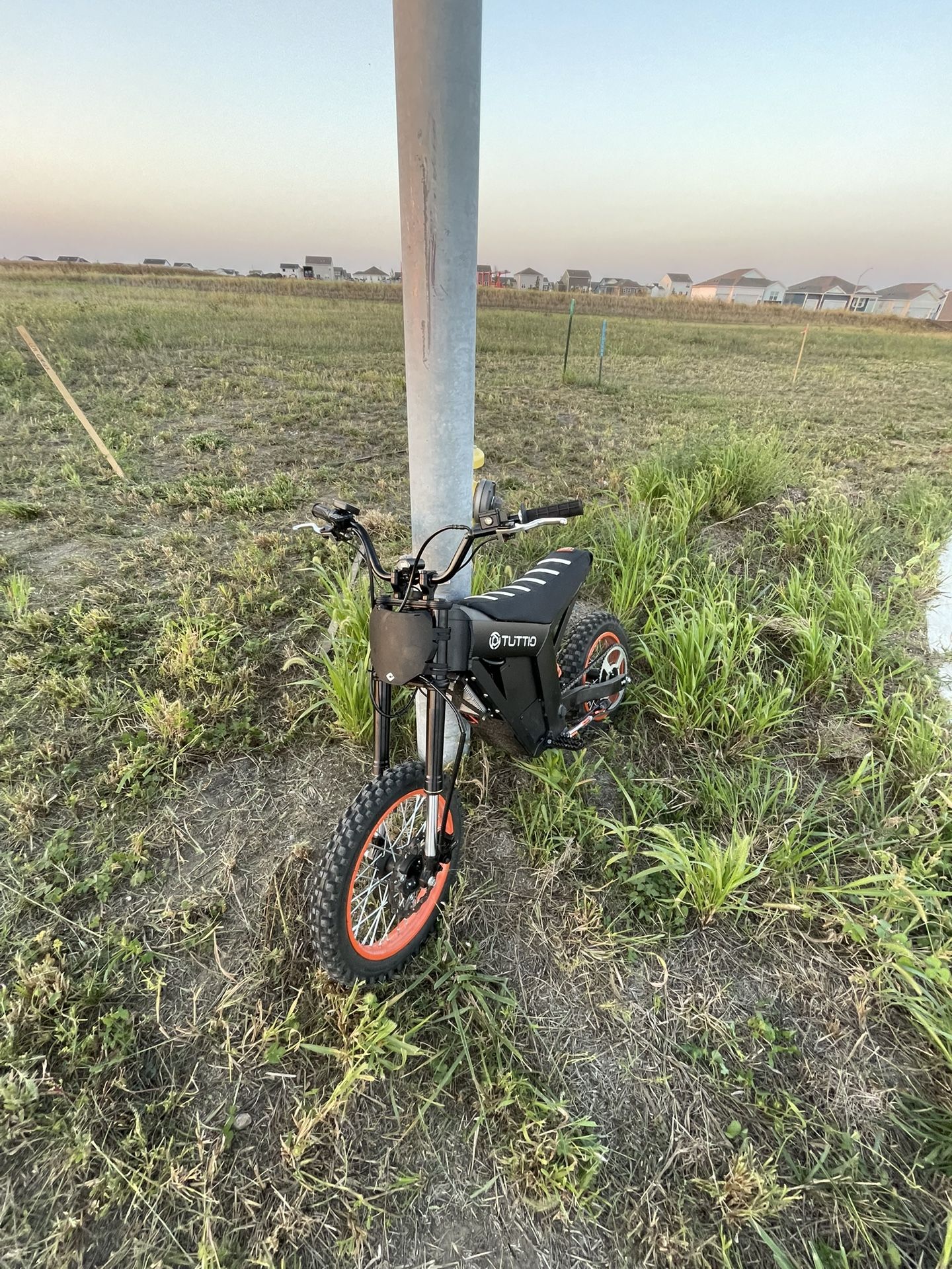 Tuttio Soilel 01 Electric Dirtbike