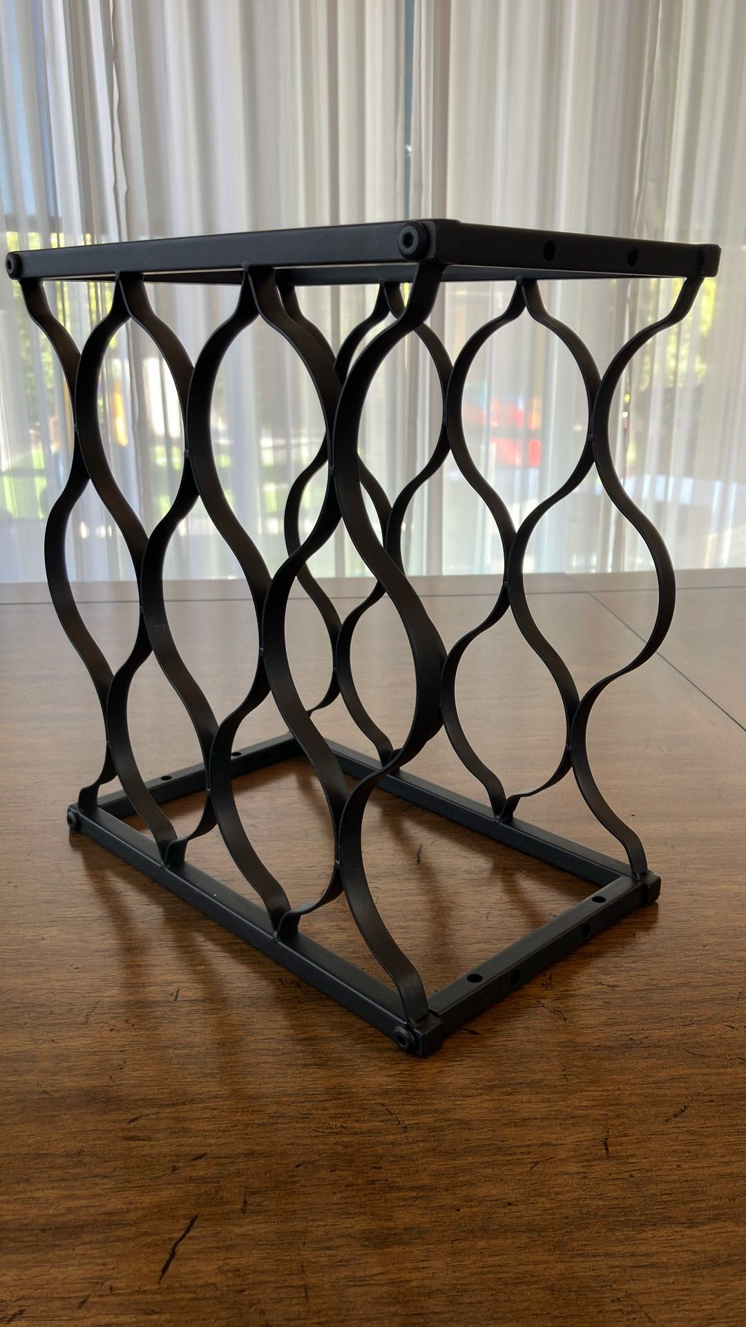 Elegant Moroccan-Style Metal Accent Pedestal / Wine Rack