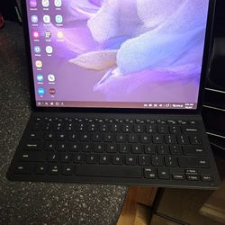 Galaxy Tablet S7 FE w/S-Pen & Keyboard/stand