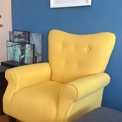 Almost New Yellow Arm Chair 
