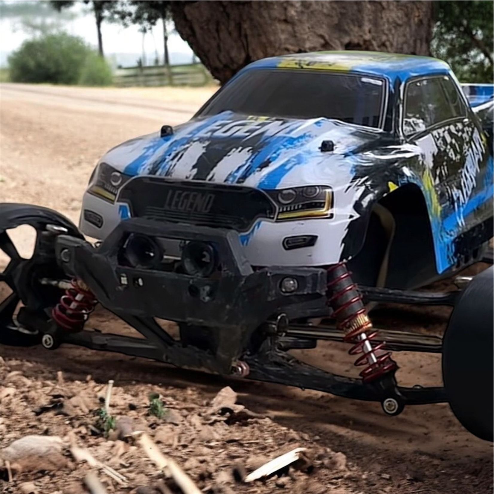 Brand new N SealedΒ Β Extremely Big LAEGENDARY 1:10 Scale 4x4 Off-Road RC Truck - Hobby Grade Brushed Motor Truck