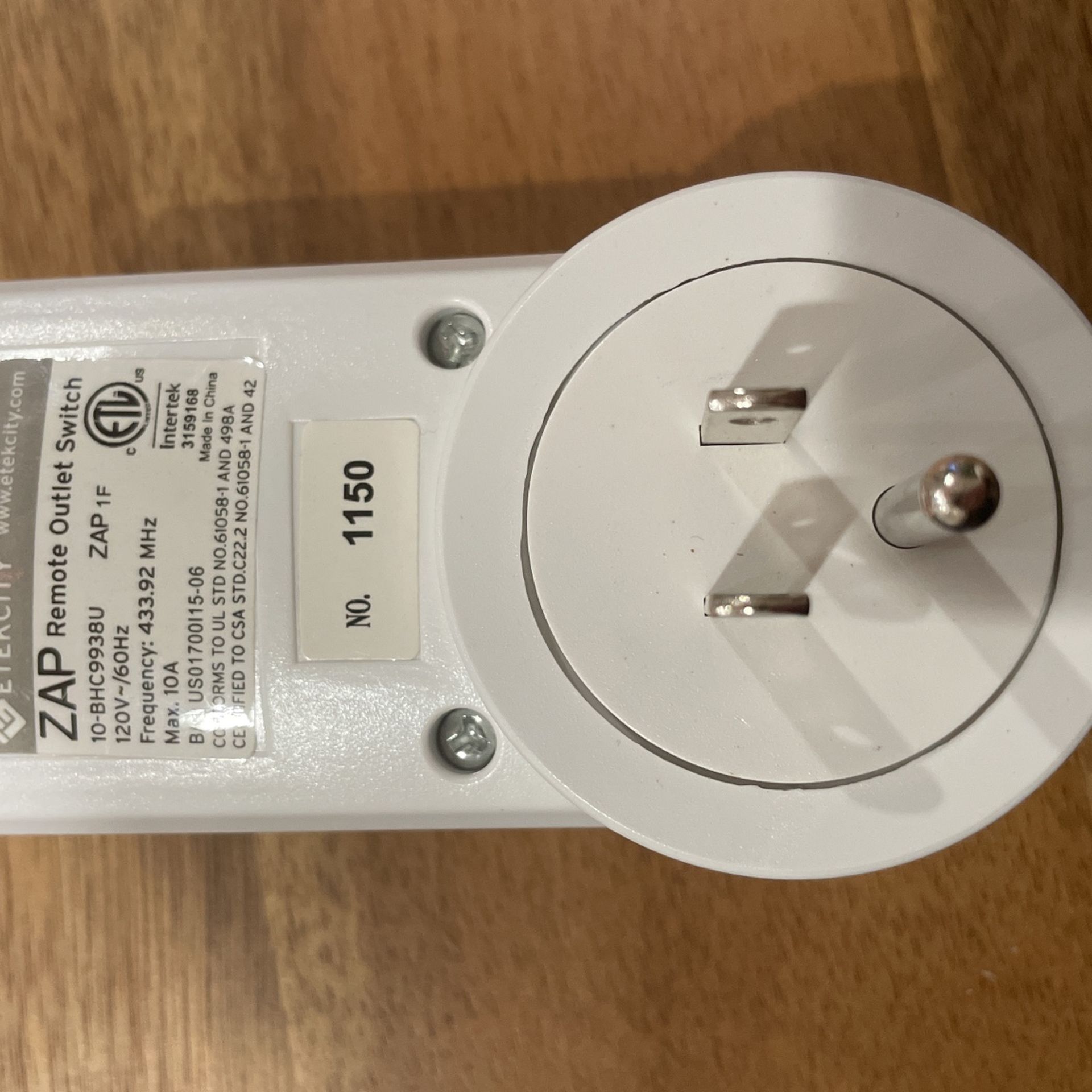 Etekcity Zap Remote Outlet Switch for Sale in San Dimas, CA - OfferUp