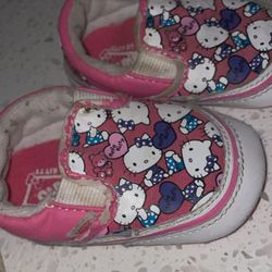 Baby Converse Size 2 ,baby Hello Kitty Vans 3-9 Months 