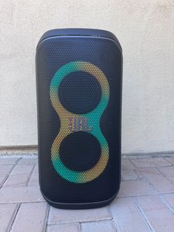 JBL partybox 120 Bluetooth speaker like new