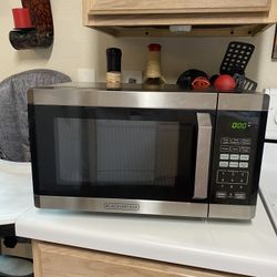 Black and Decker stainless steel microwave
