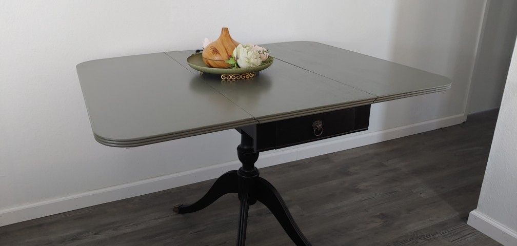 Vintage Drop-leaf Table