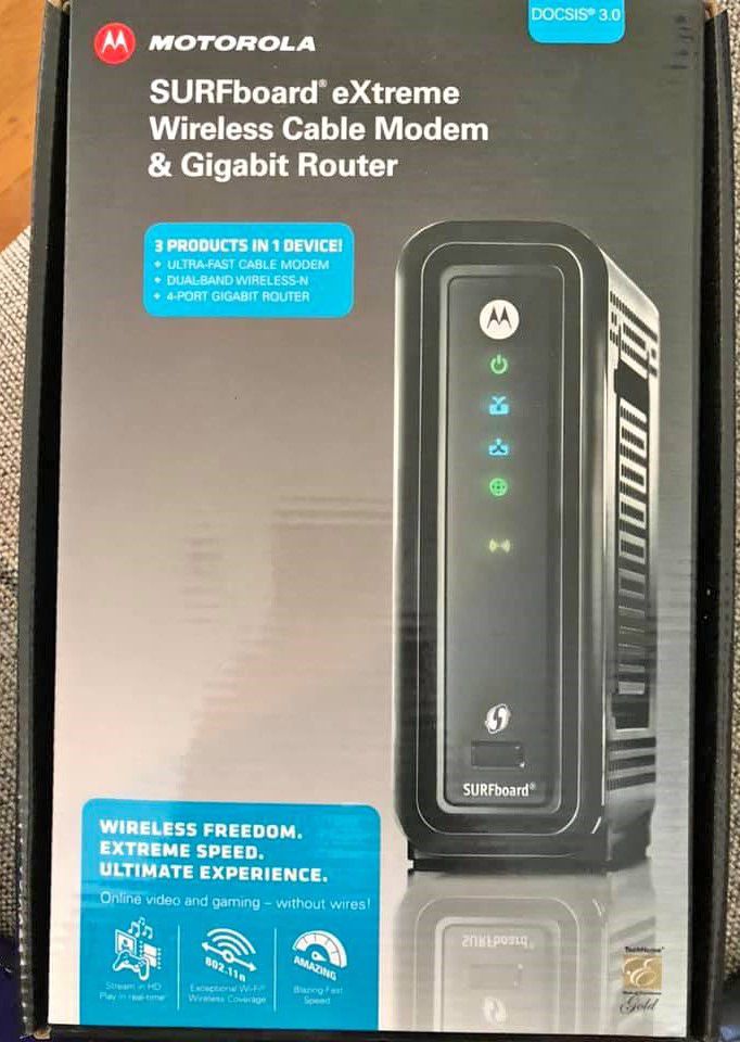Motorola SURFboard eXtreme Wireless Cable Modem & Gigabit Router in box