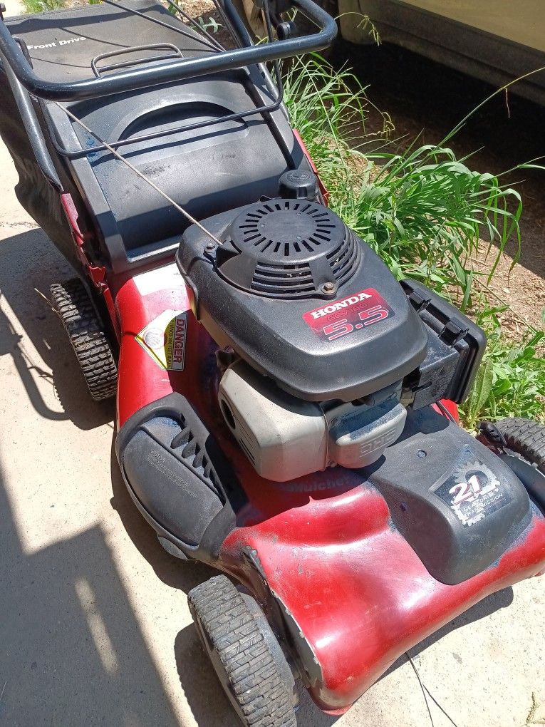 PLEASE  READ  DESCRIPTION!!!!!!Front Propelled  Lawn Mower 