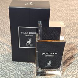 Maison Alhambra Dark Door Intense