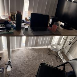 Moving Desk With Height Adjustable 