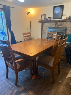 Mission Style Table 71 x 41.5 table  w chairs