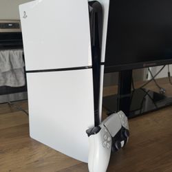 PS5 SLIM BUNDLE