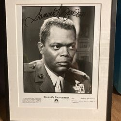 Autograph Picture Of Samuel Jackson