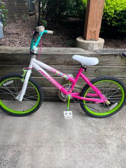 Girls bike