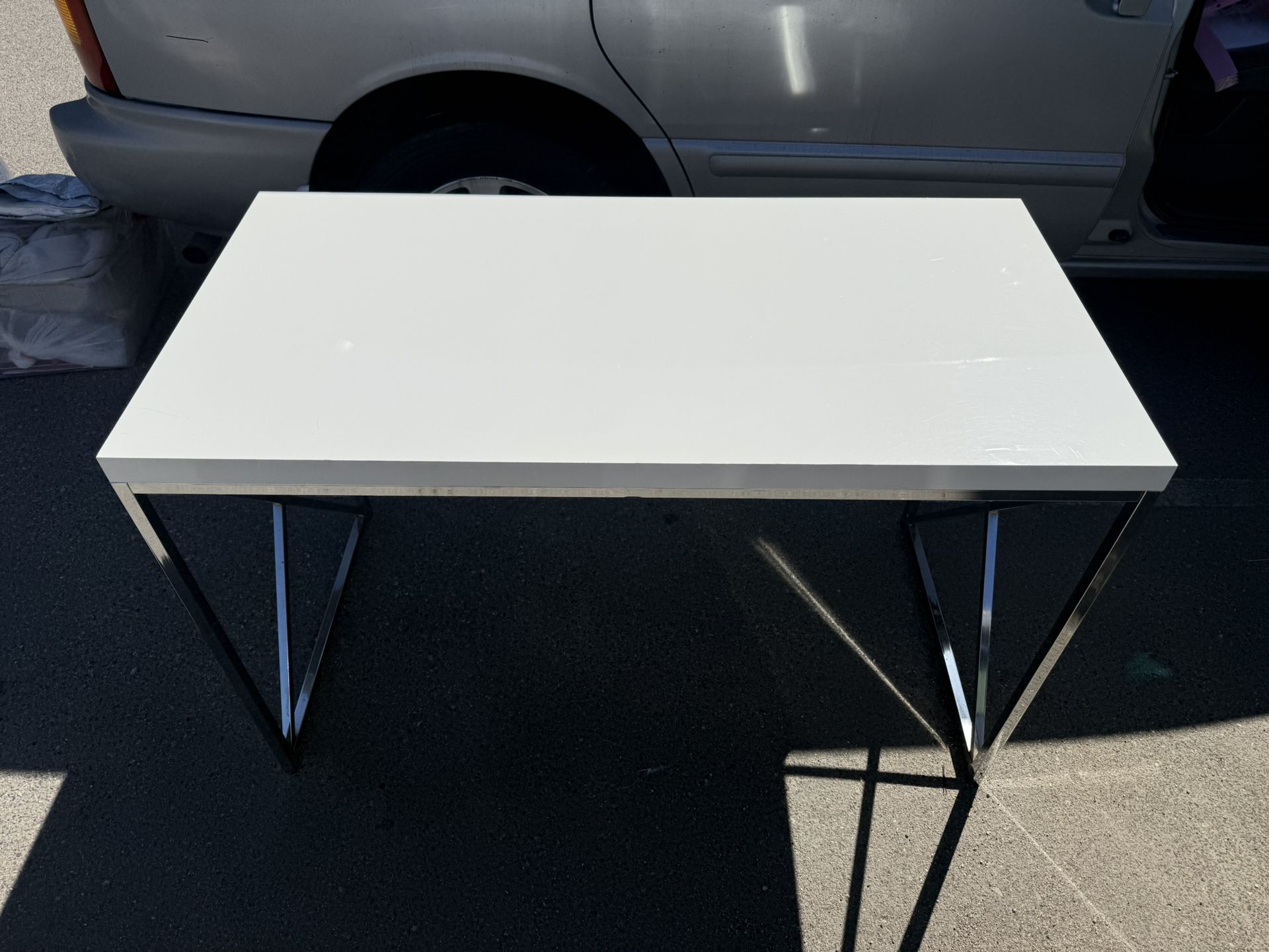 White Desk